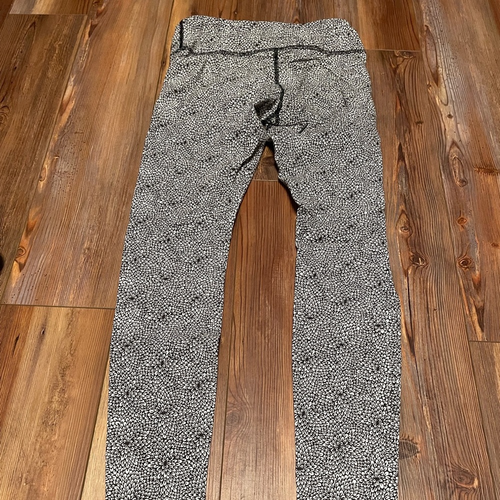 White and Black Lululemon Leggings